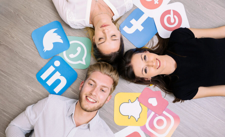 Közösségi média tippek kisvállalkozásoknak: Hogyan növeld követőtáborodat 30 nap alatt?